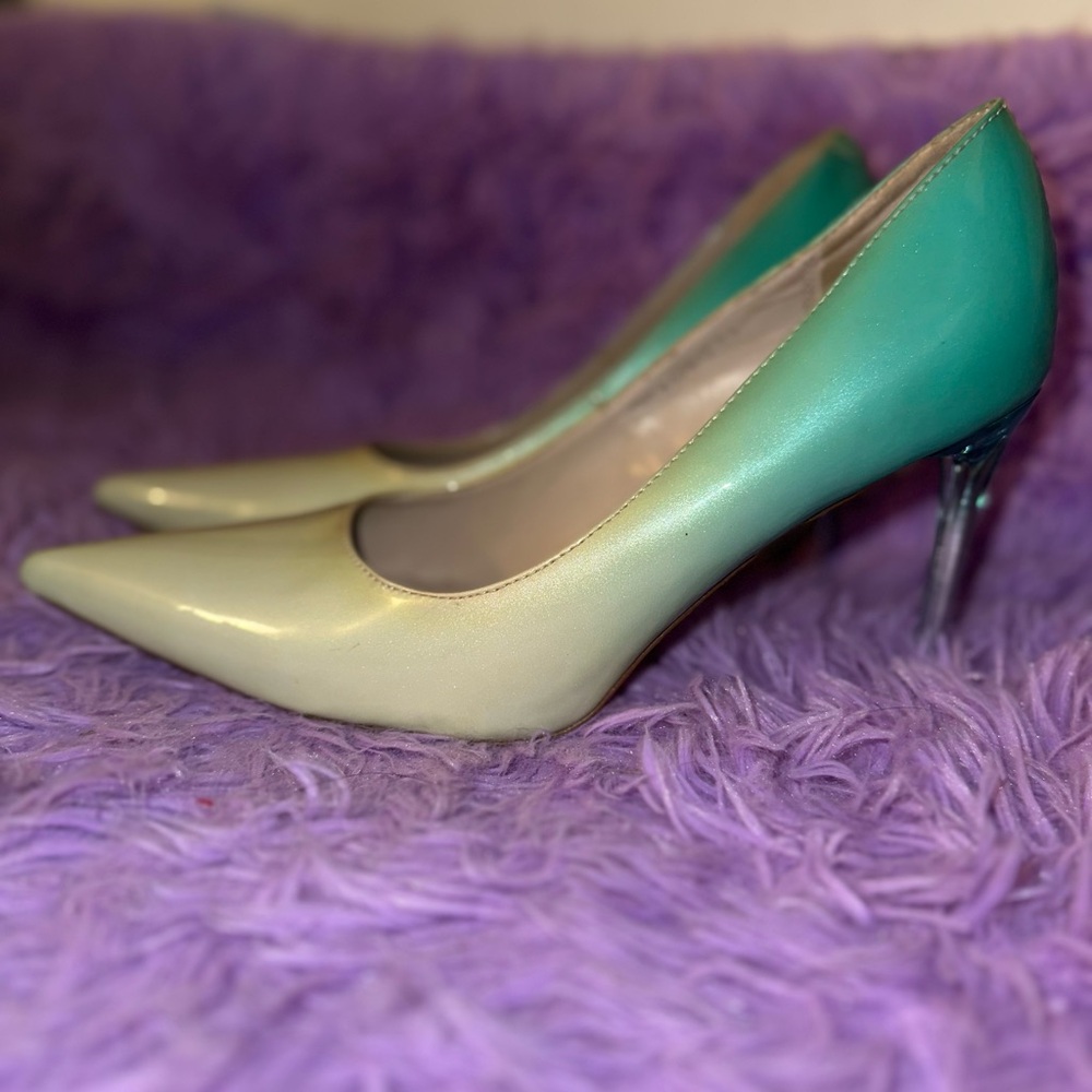 Elegant Green and Cream Women's Heels